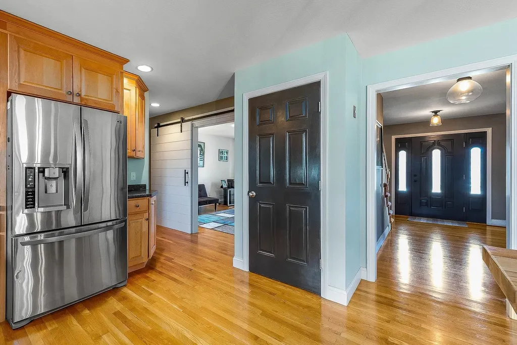 19 Lucy Court Dover NH 03820