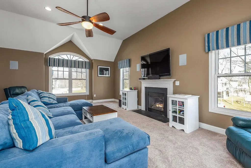 19 Lucy Court Dover NH 03820