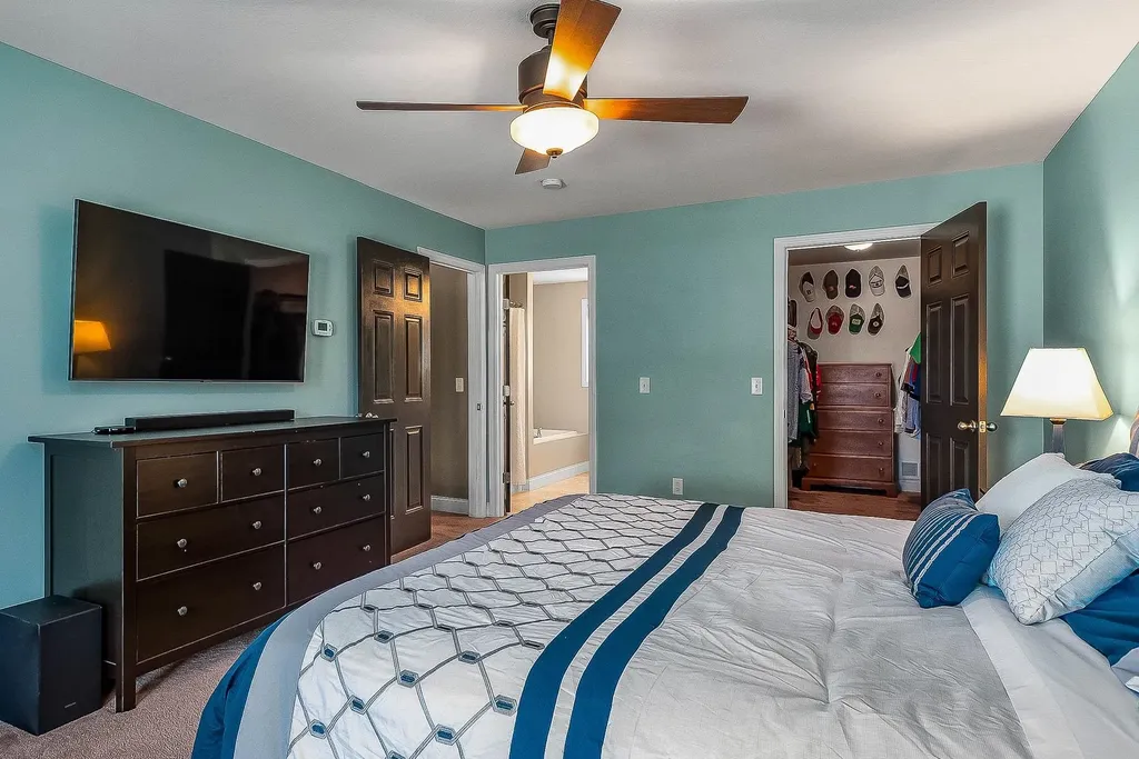 19 Lucy Court Dover NH 03820