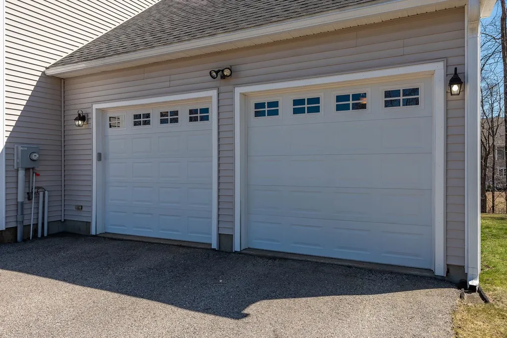 19 Lucy Court Dover NH 03820