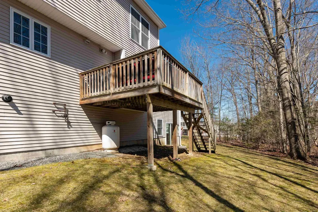 19 Lucy Court Dover NH 03820
