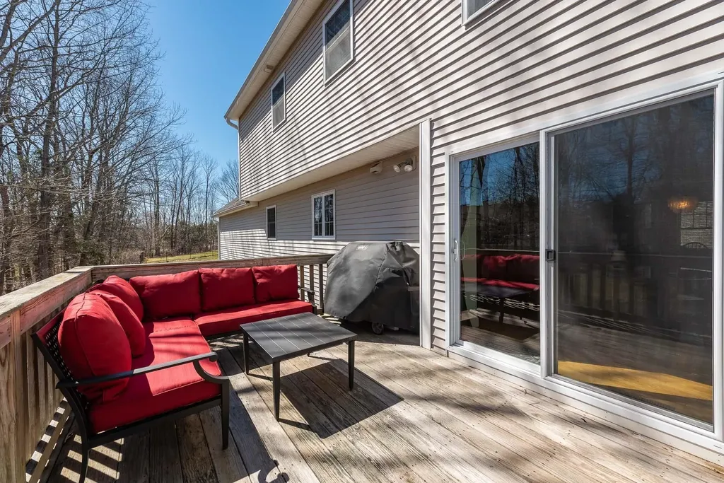 19 Lucy Court Dover NH 03820
