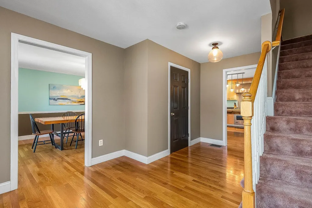19 Lucy Court Dover NH 03820