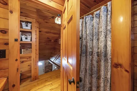 44 Putnam Drive Bristol NH 03222