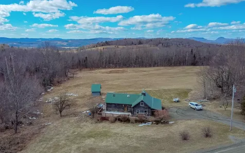 2125 Ridge Road Kirby VT 05832