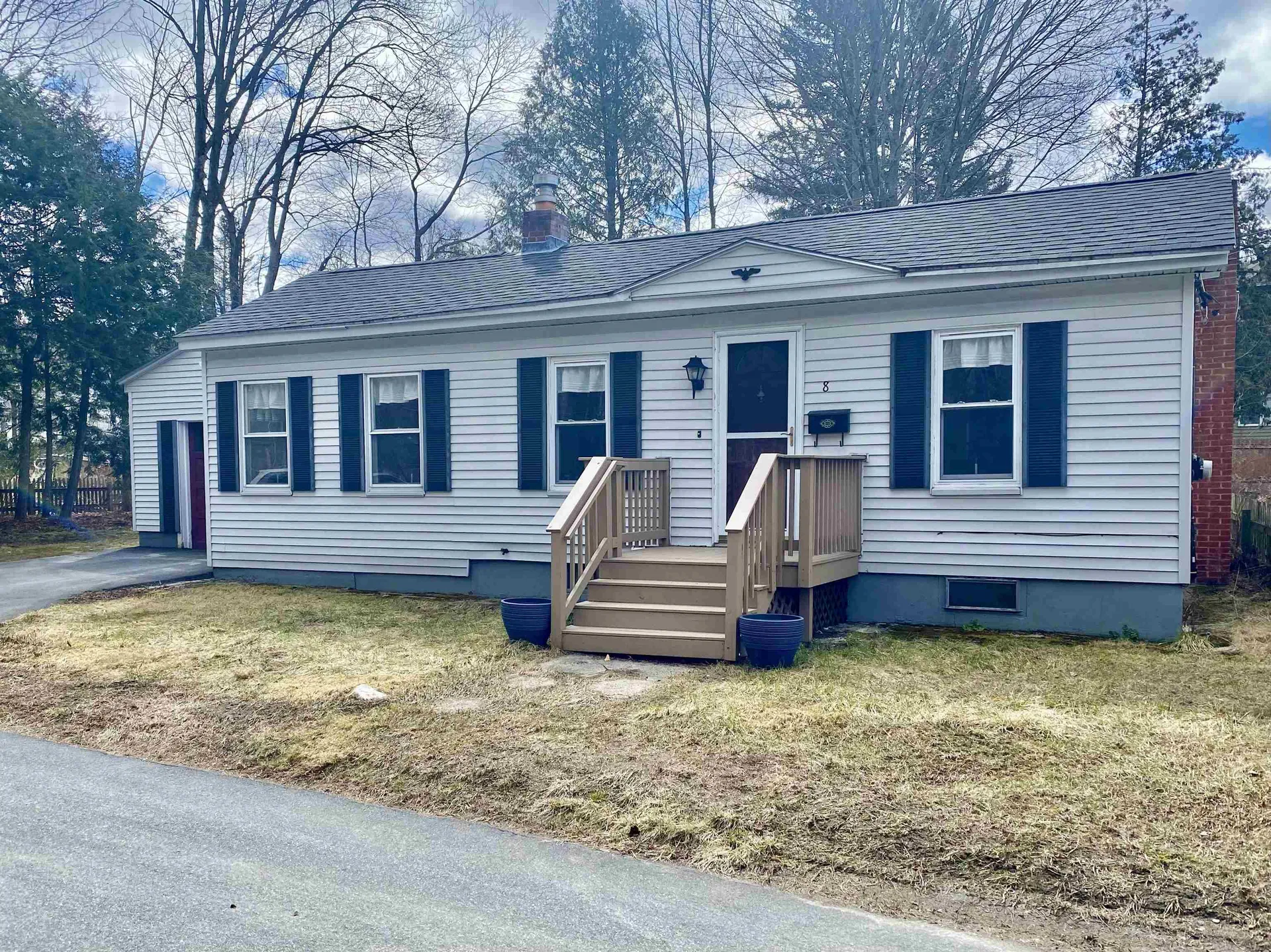 8 Brookside Avenue Claremont NH 03743