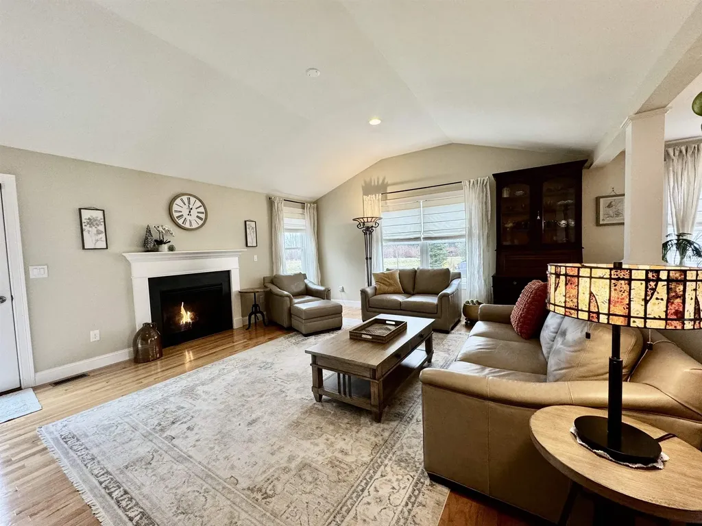 21 Sierra Hill Drive Dover NH 03820