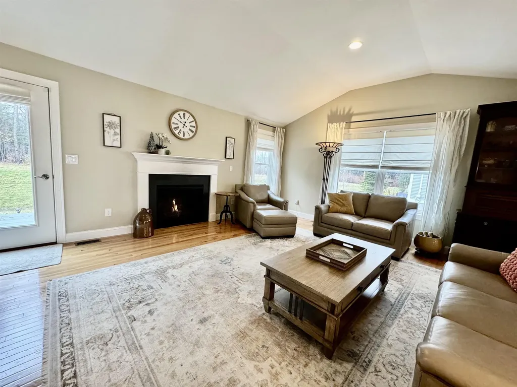 21 Sierra Hill Drive Dover NH 03820