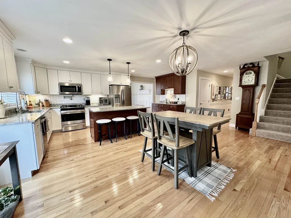 21 Sierra Hill Drive Dover NH 03820