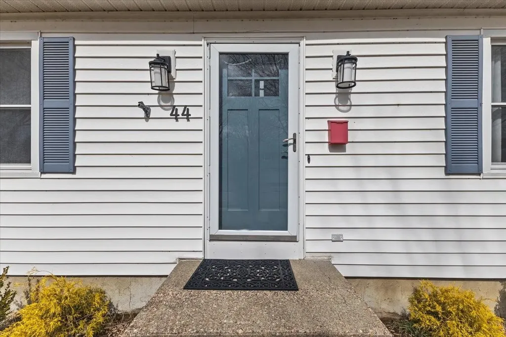 44 James Avenue Burlington VT 05408