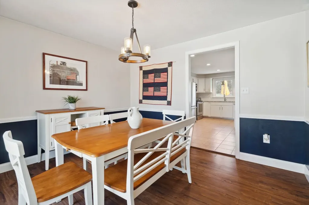 8 Roblin Road Bedford NH 03110