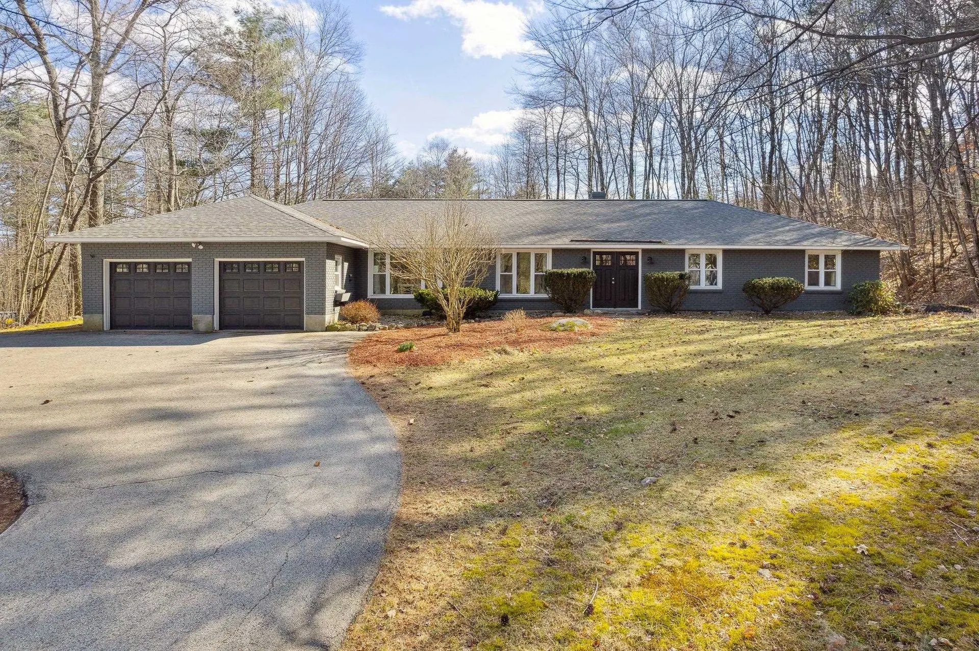 8 Roblin Road Bedford NH 03110