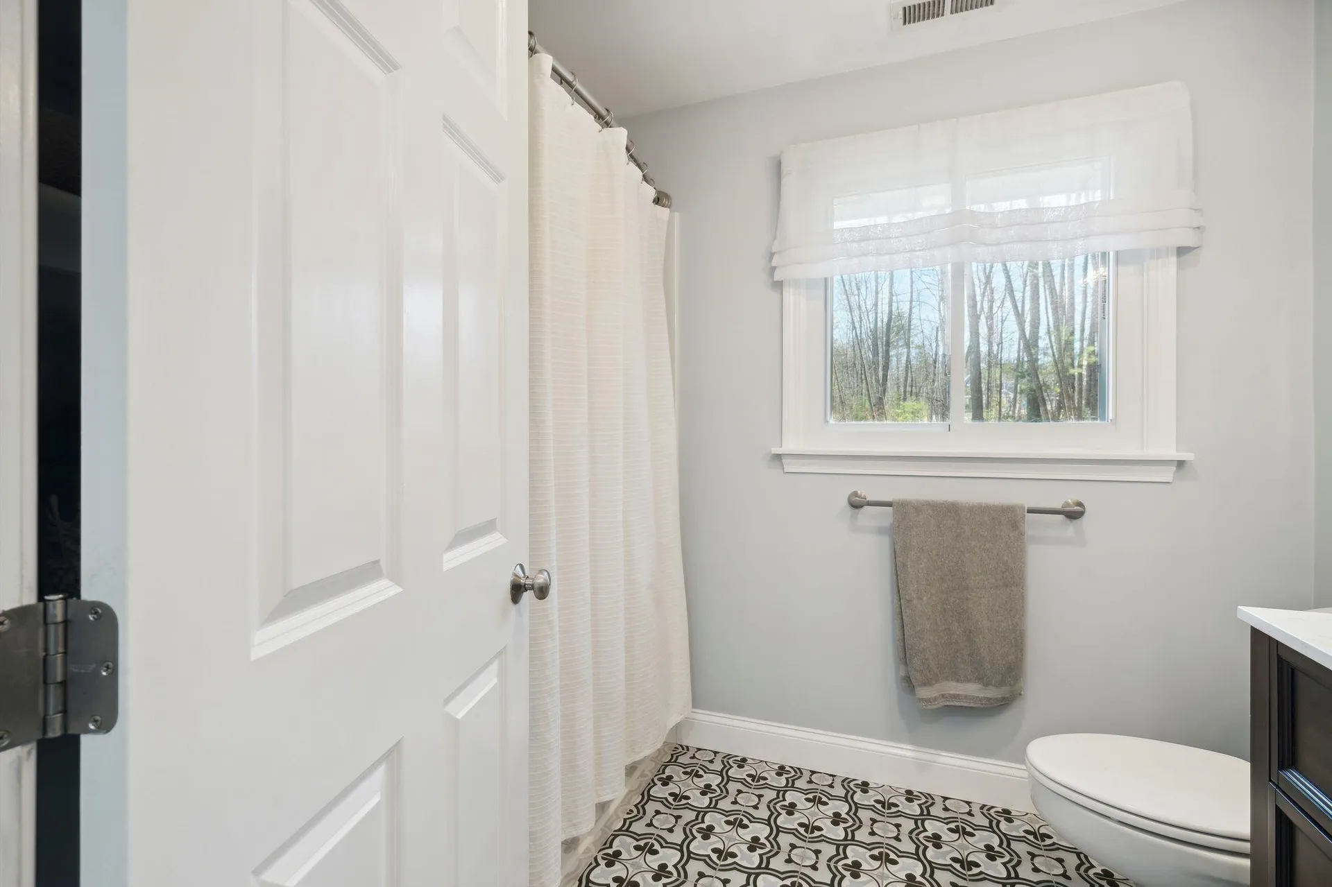 8 Roblin Road Bedford NH 03110