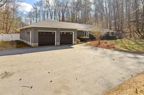 8 Roblin Road Bedford NH 03110