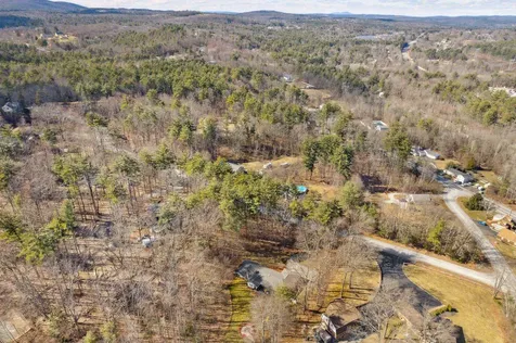 8 Roblin Road Bedford NH 03110