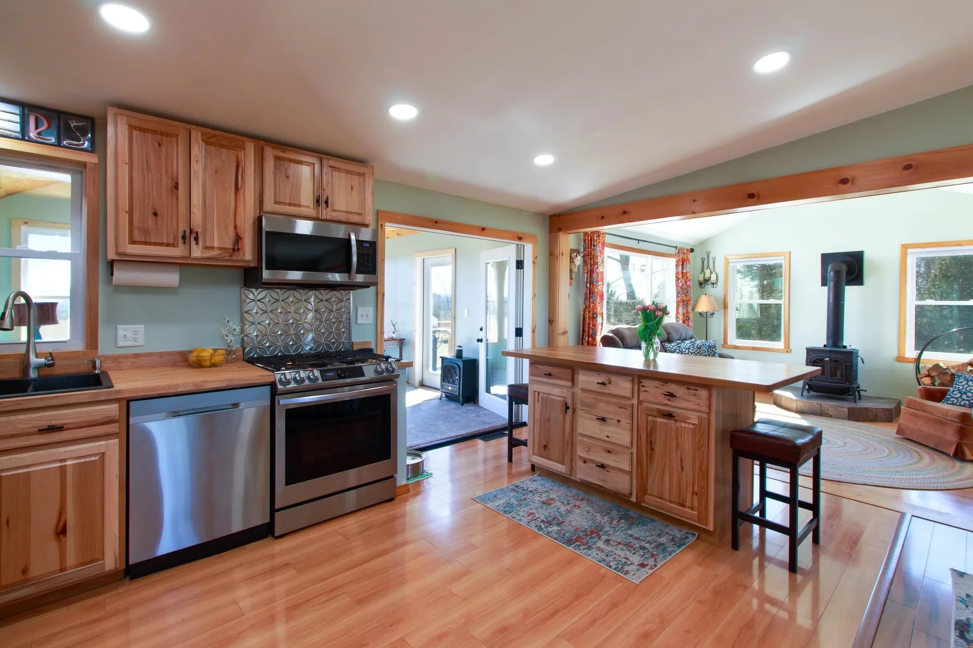 4 Tebeau Terrace Grand Isle VT 05458