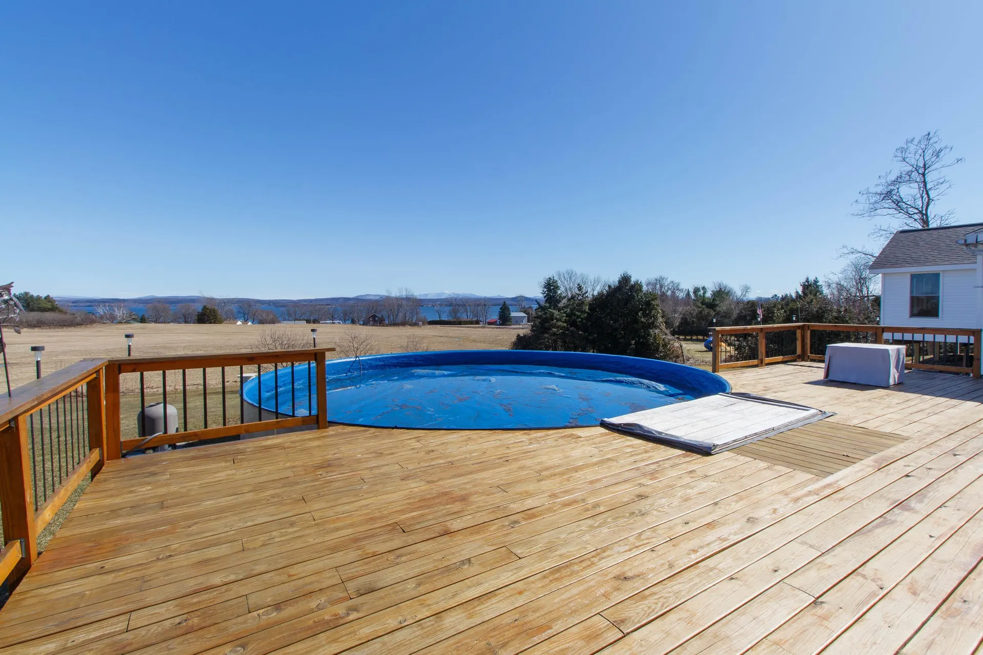 4 Tebeau Terrace Grand Isle VT 05458