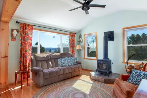 4 Tebeau Terrace Grand Isle VT 05458