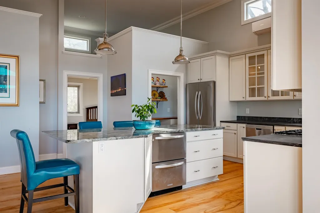 161 Goodsell Point Colchester VT 05446
