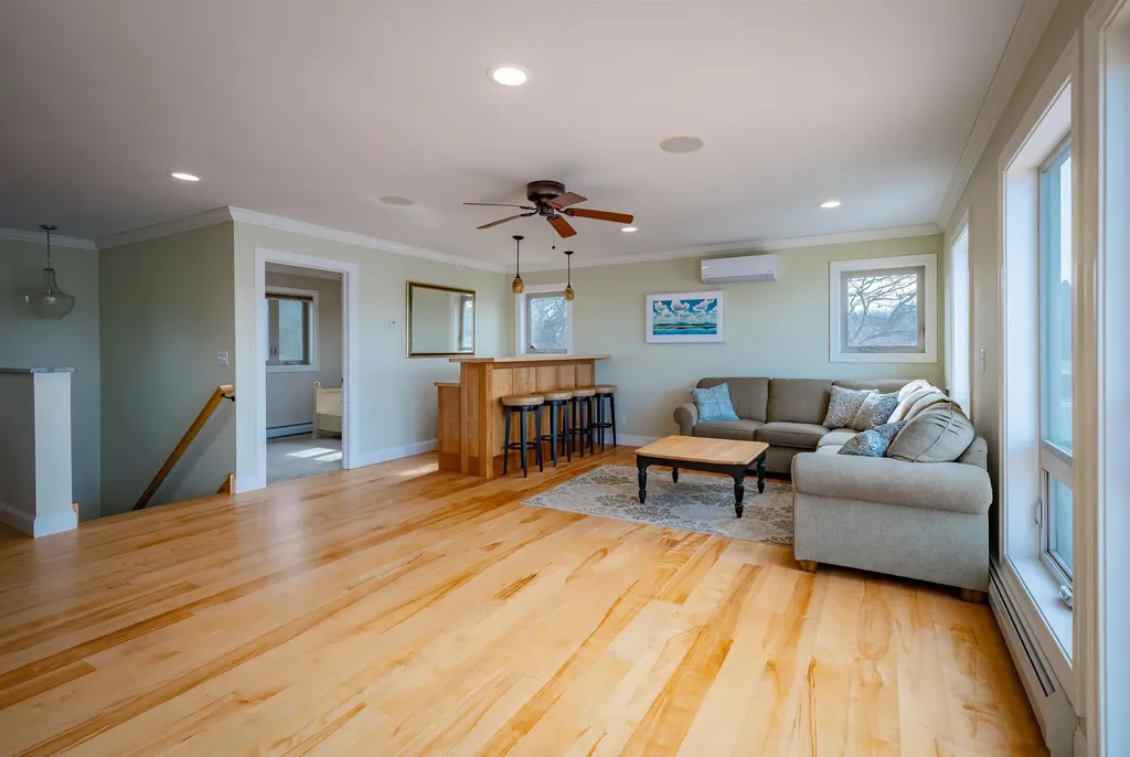 161 Goodsell Point Colchester VT 05446