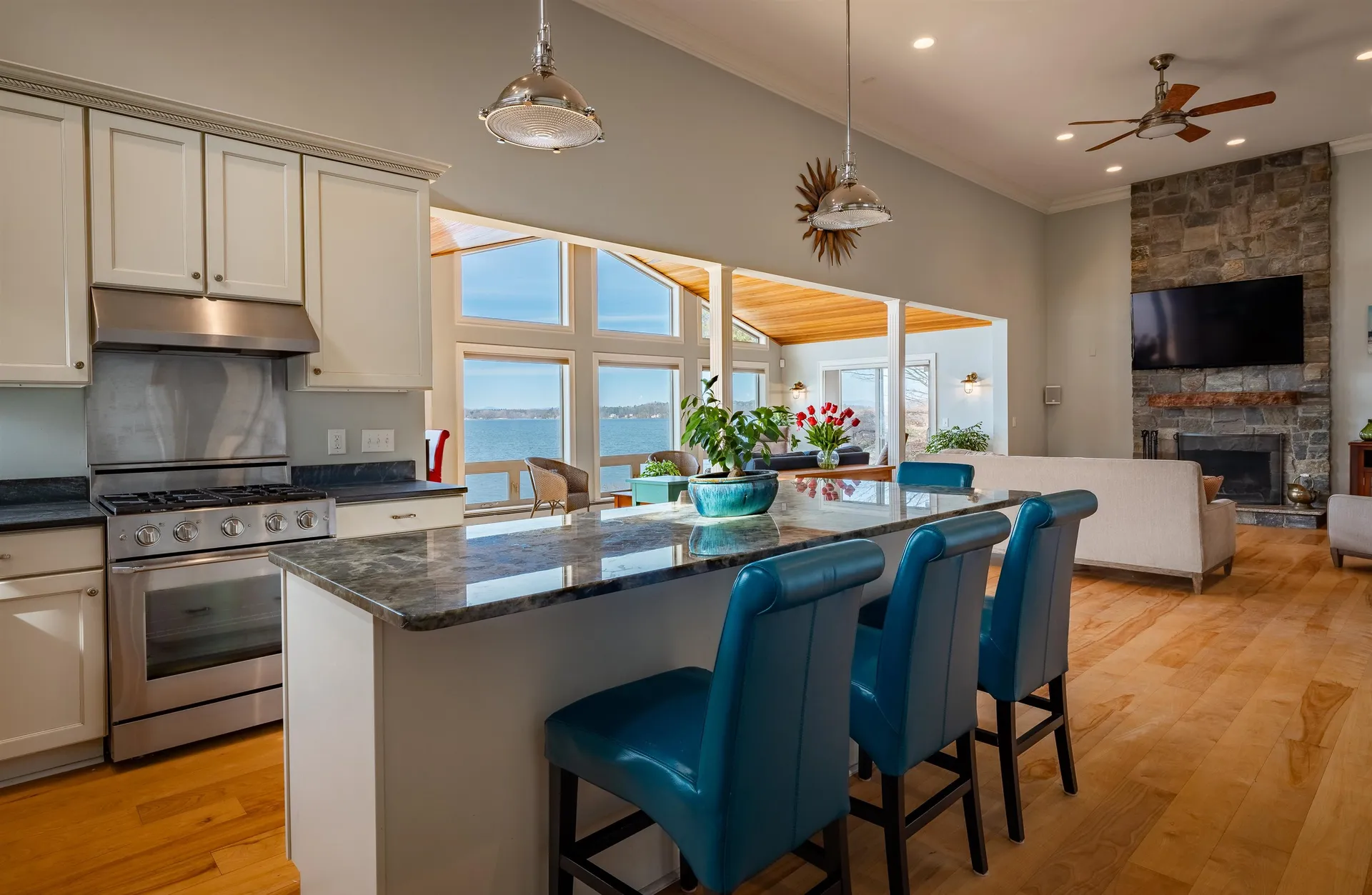 161 Goodsell Point Colchester VT 05446