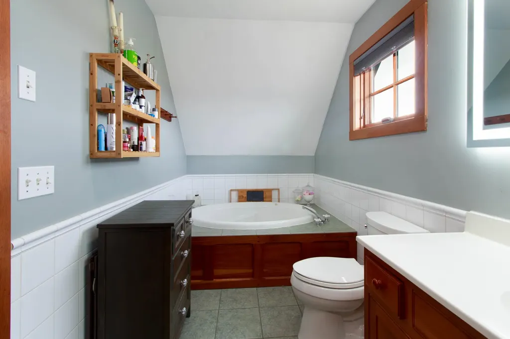 12 Phelps Lane South Hero VT 05486