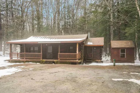 30 Old Driftway Hillsborough NH 03244