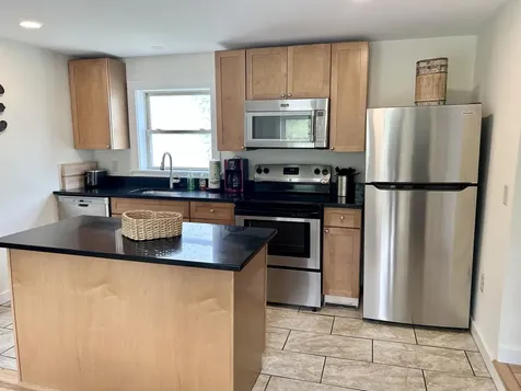 62 Lower Main Street Sunapee NH 03782