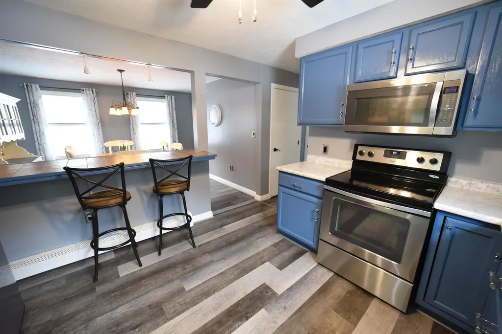 16 Pasture Drive Franklin NH 03235