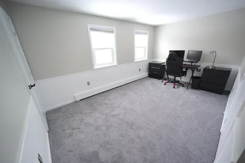 16 Pasture Drive Franklin NH 03235
