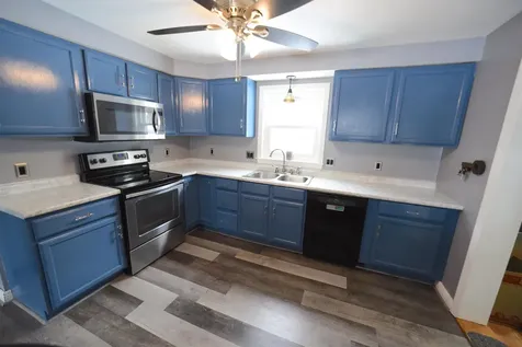 16 Pasture Drive Franklin NH 03235
