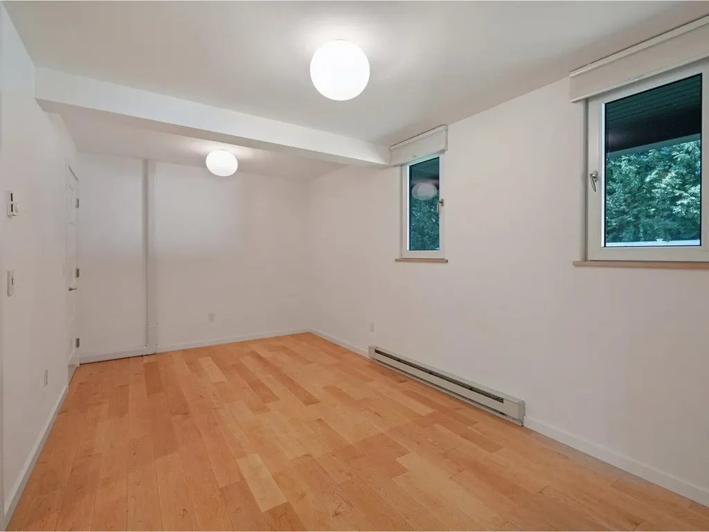 124 Sunset Cliff Road Burlington VT 05408