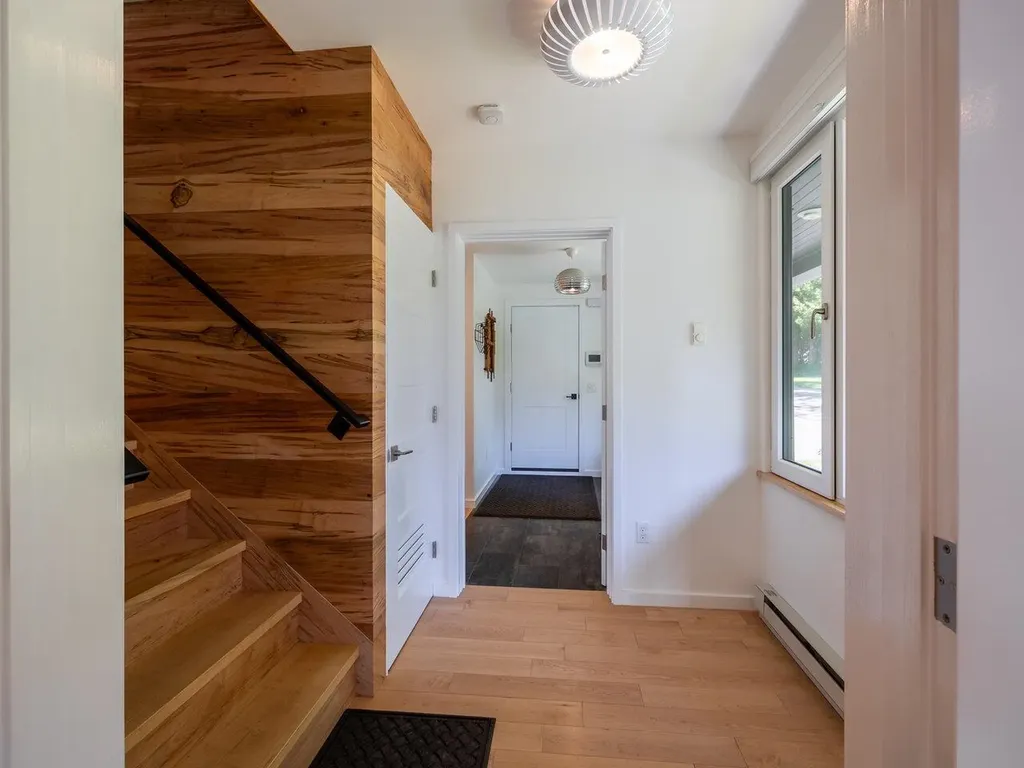 124 Sunset Cliff Road Burlington VT 05408