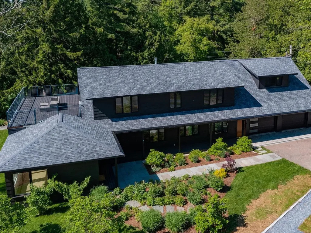 124 Sunset Cliff Road Burlington VT 05408