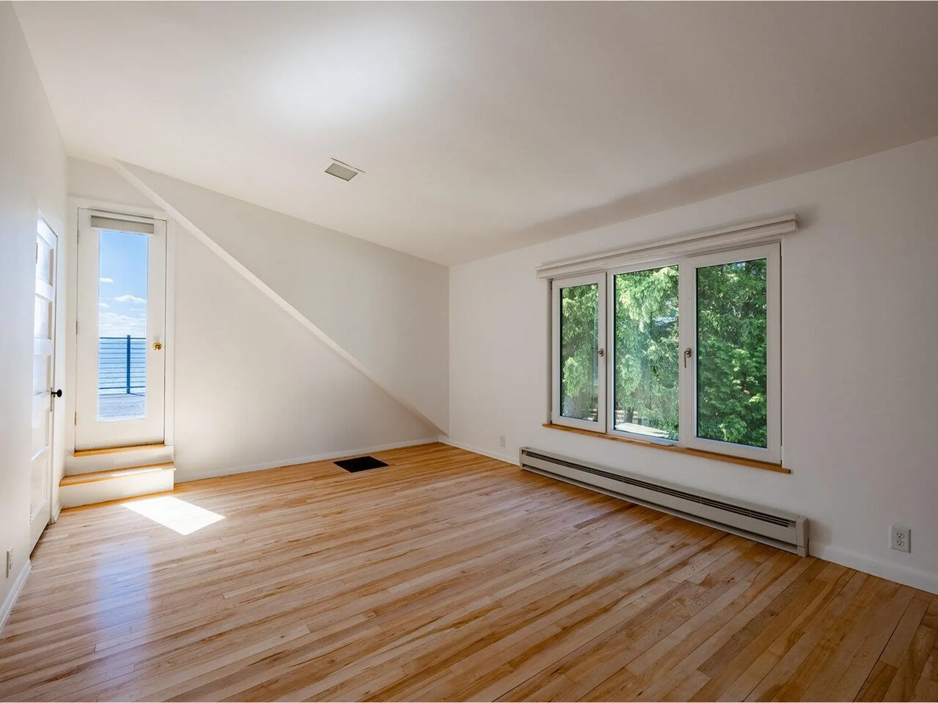 124 Sunset Cliff Road Burlington VT 05408