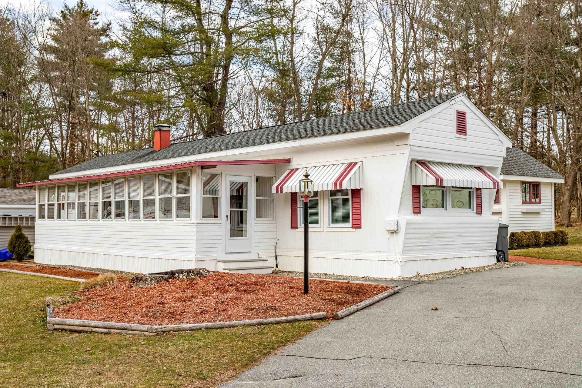 9 Brenda Street Nashua NH 03062