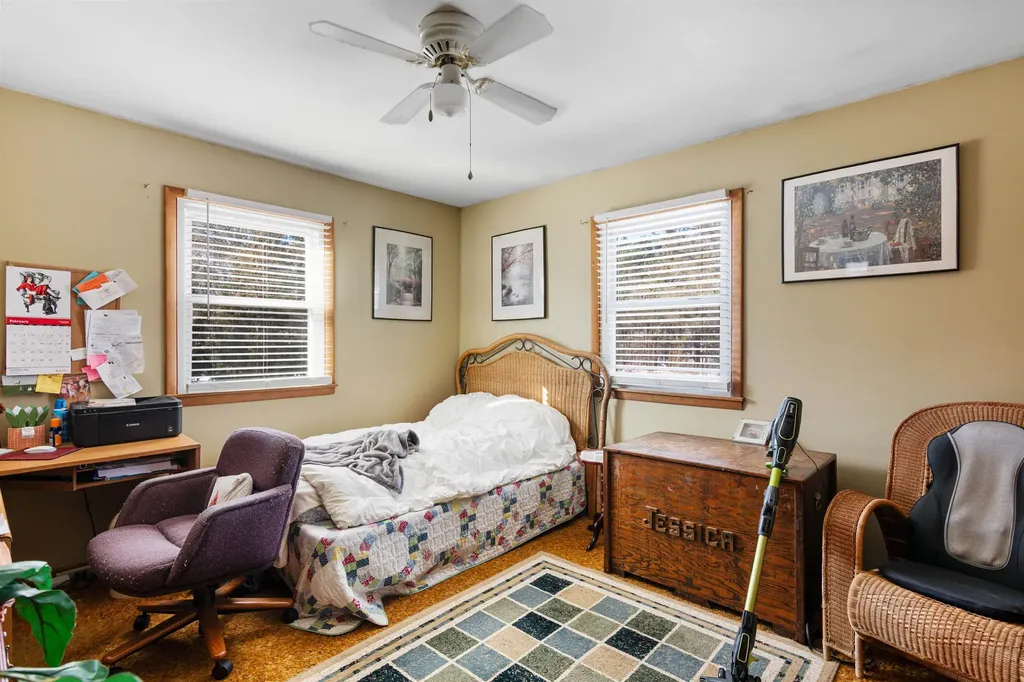 250-252 River Road Colchester VT 05446