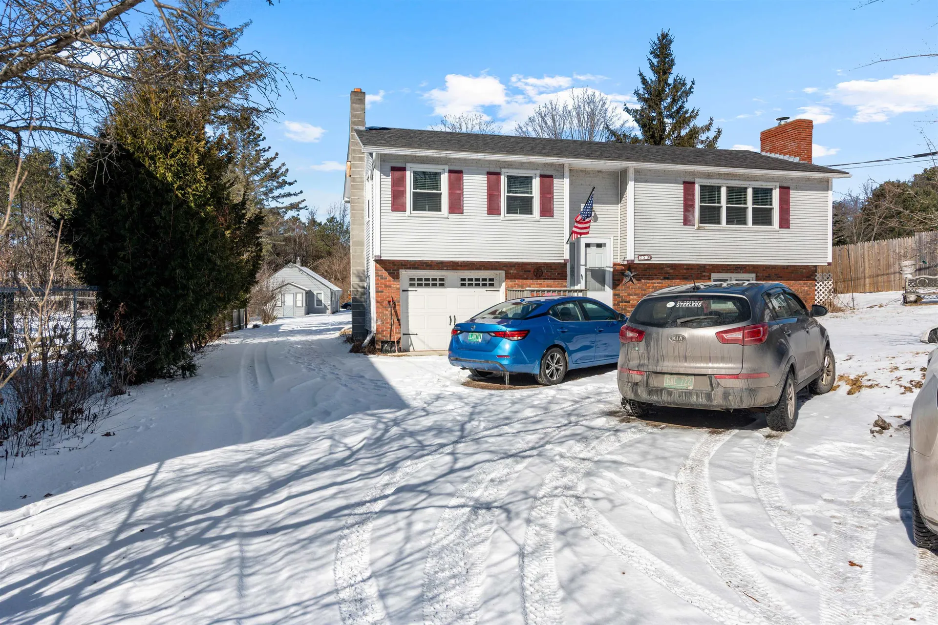 250-252 River Road Colchester VT 05446