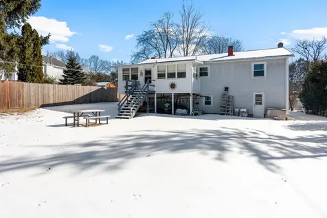 250-252 River Road Colchester VT 05446