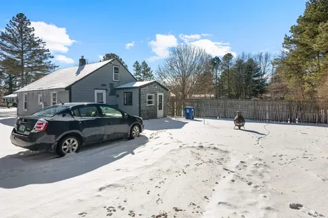 250-252 River Road Colchester VT 05446