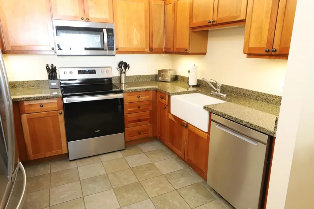 727/729 Qtr. I Adams House Ludlow VT 05149