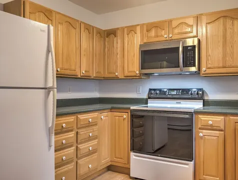 24 Stanton Court Keene NH 03431