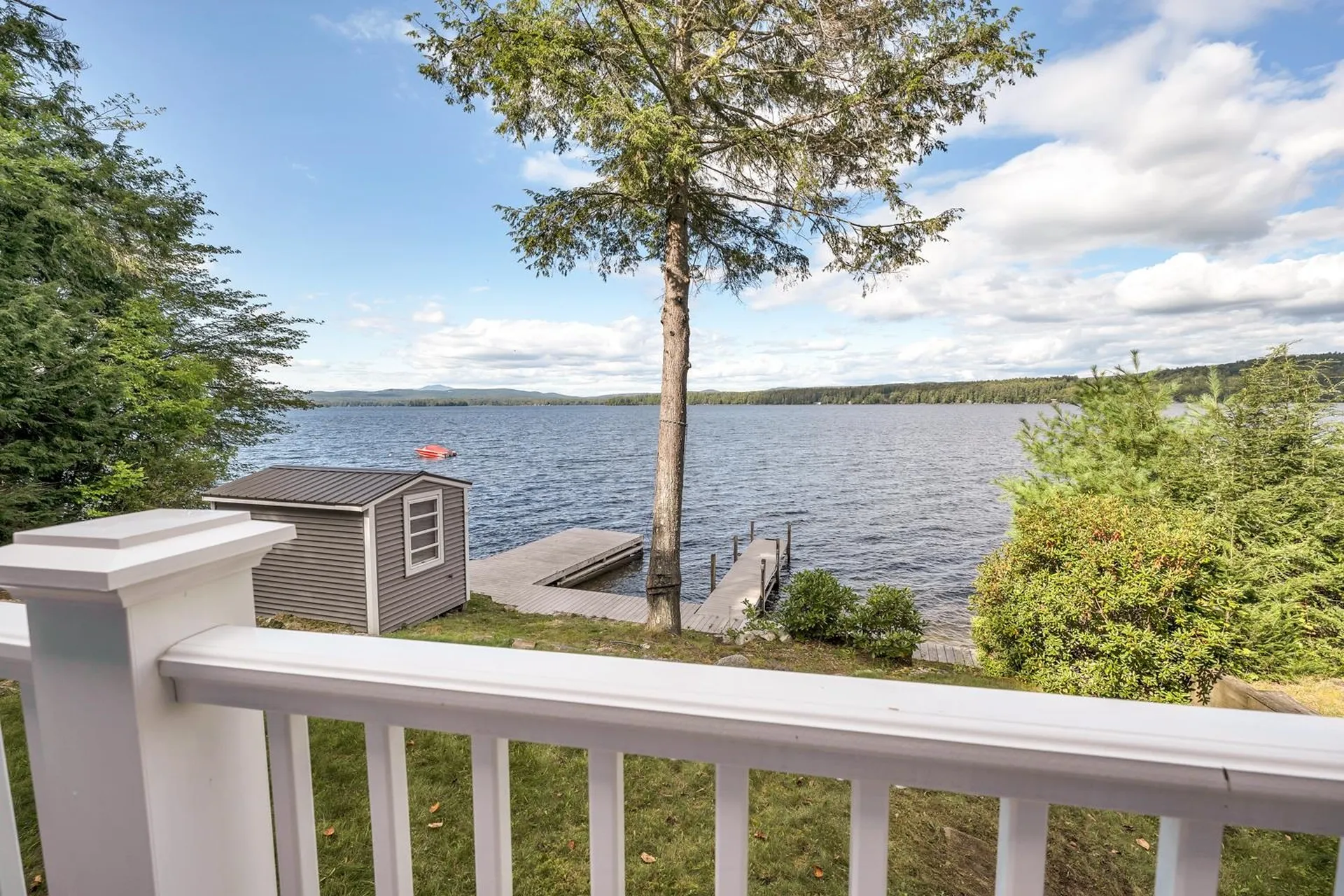 96 Townsend Shore Road Wolfeboro NH 03894