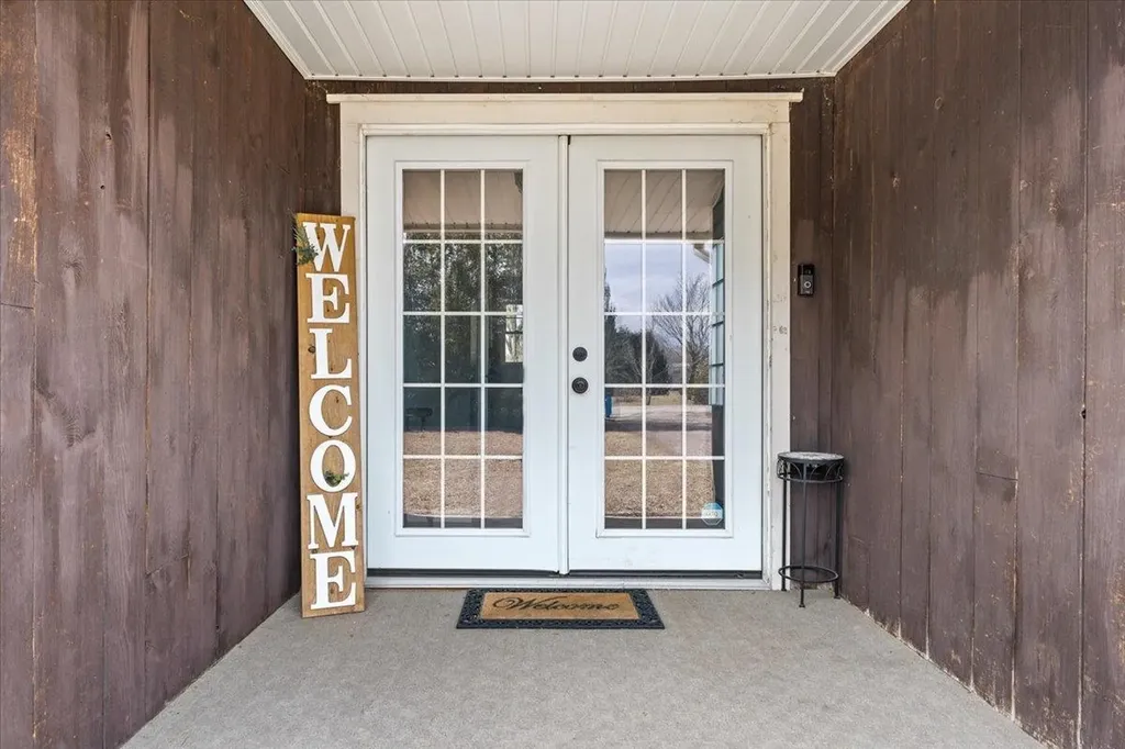 27 Meadow Lane Highgate VT 05459