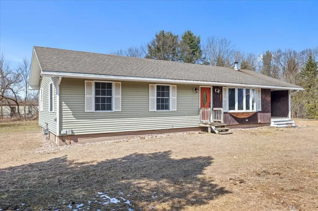 27 Meadow Lane Highgate VT 05459