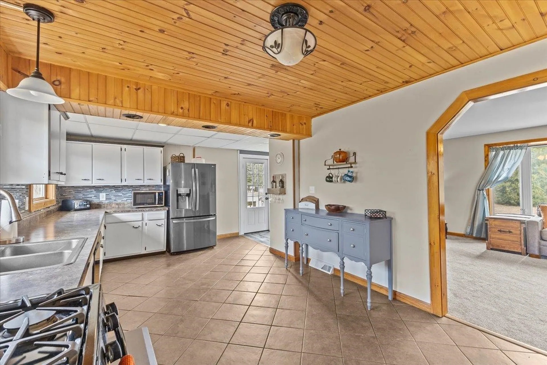 27 Meadow Lane Highgate VT 05459