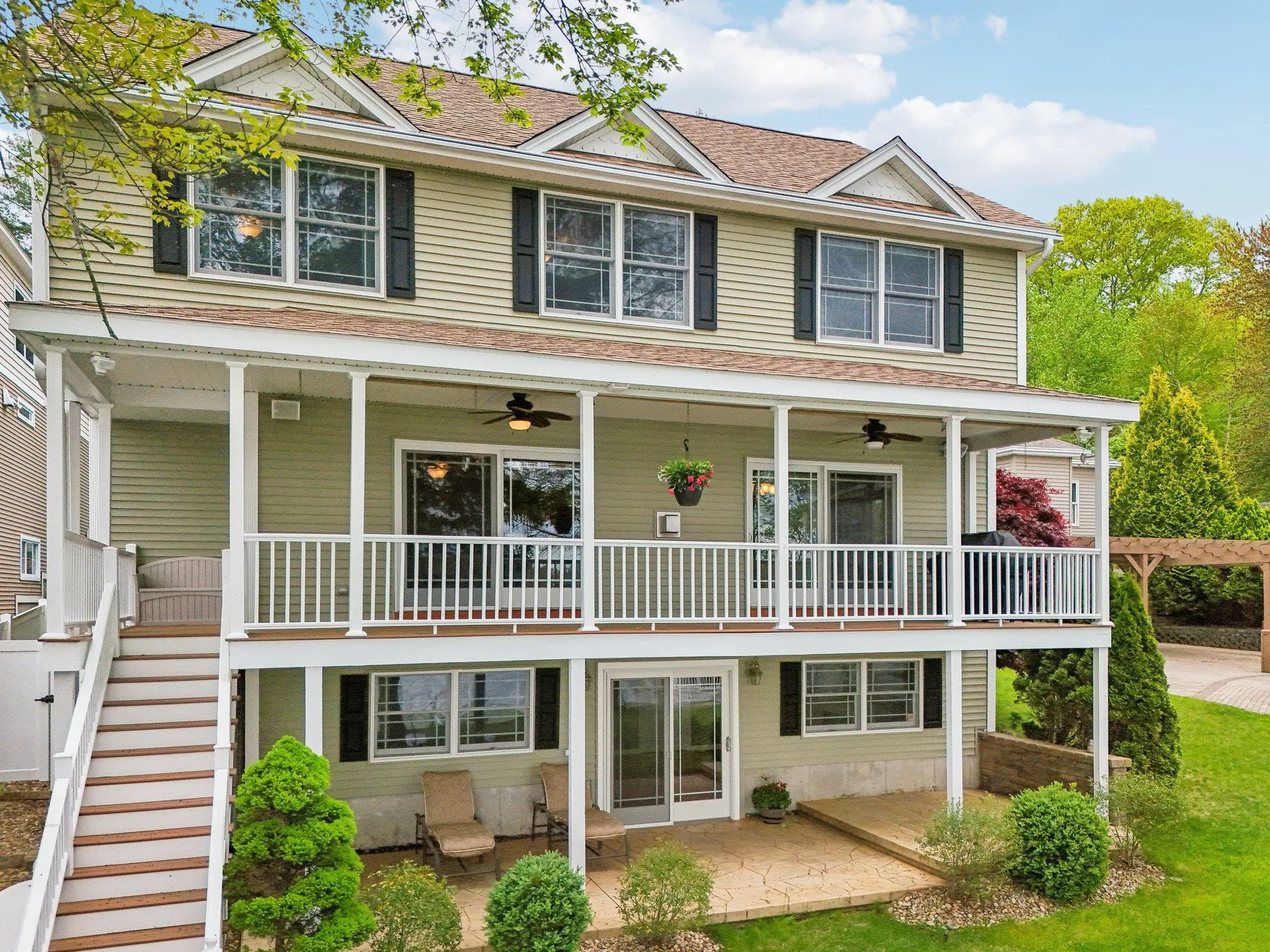 34 Turtle Rock Road Windham NH 03087