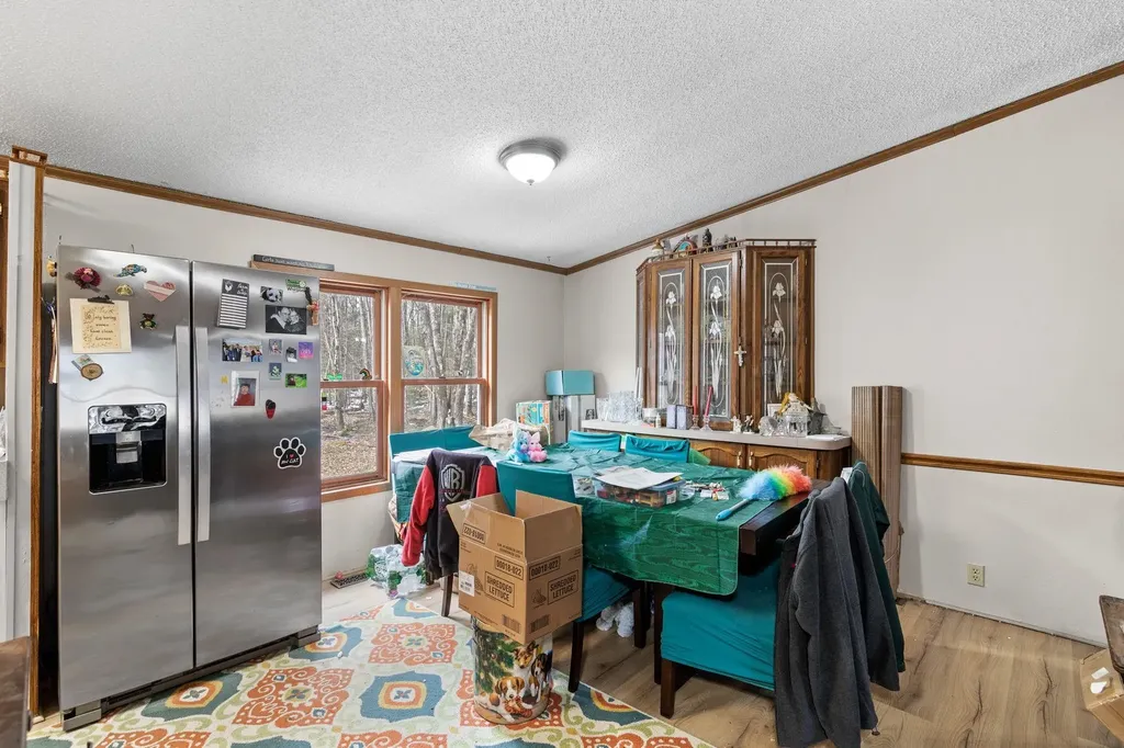 18 Roy Street Raymond NH 03077
