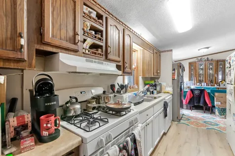 18 Roy Street Raymond NH 03077