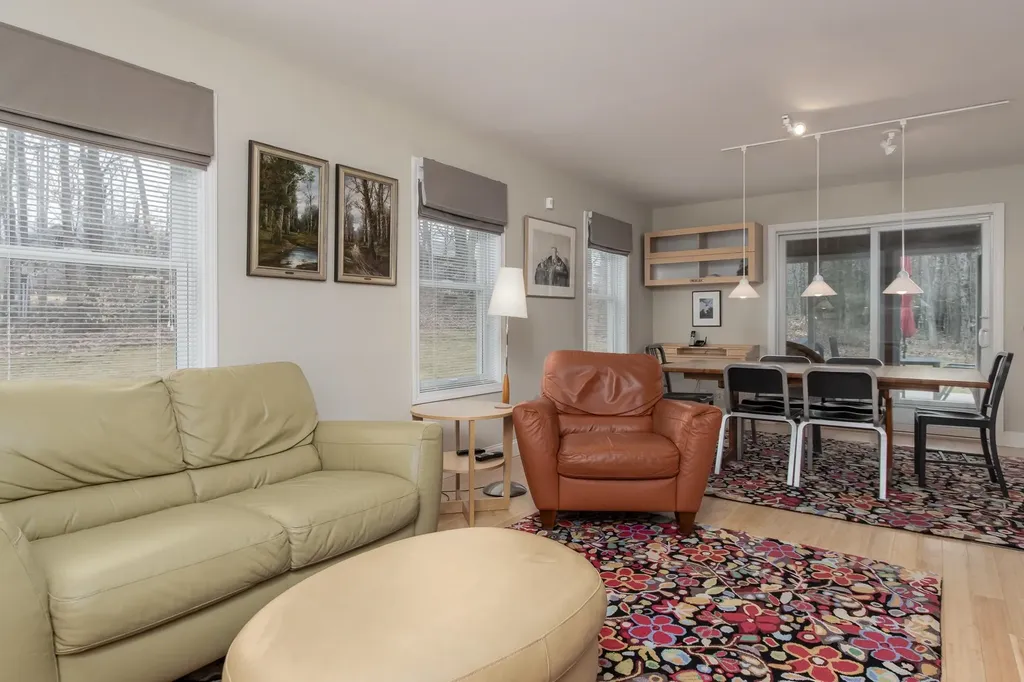 146 S. Hill Road New Boston NH 03070